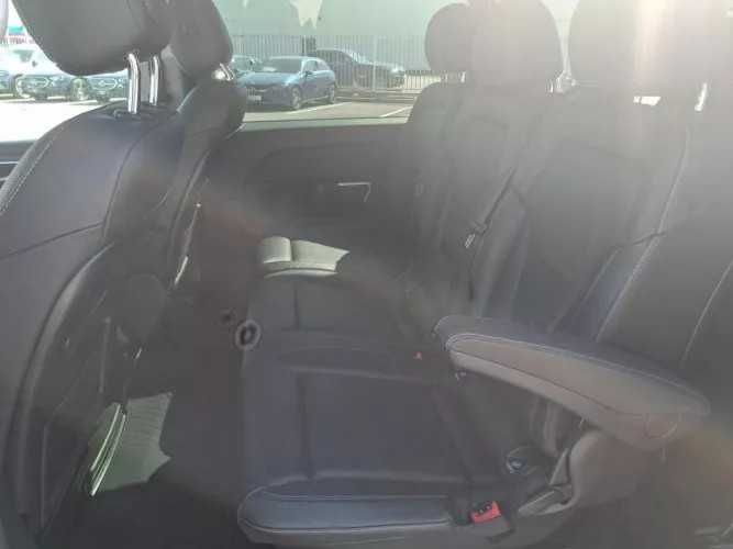 Inchiriere microbuz 8+1