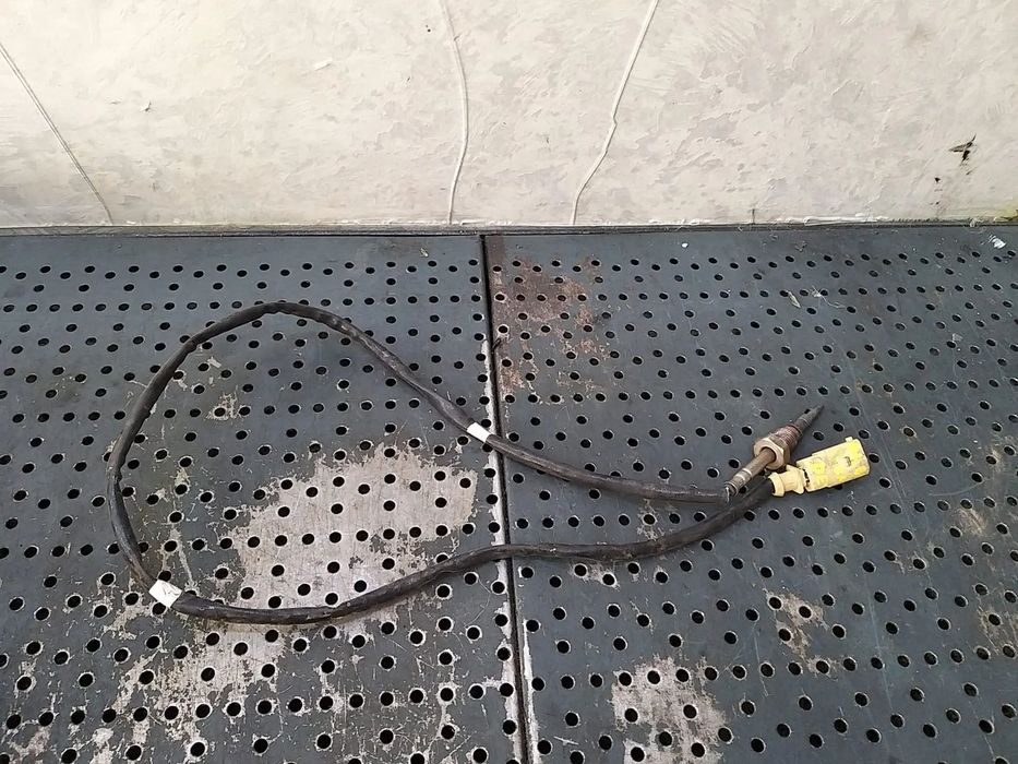 Senzor temperatura gaze evacuare 2.0 tdi audi a4 b9 8w 8w0906088s