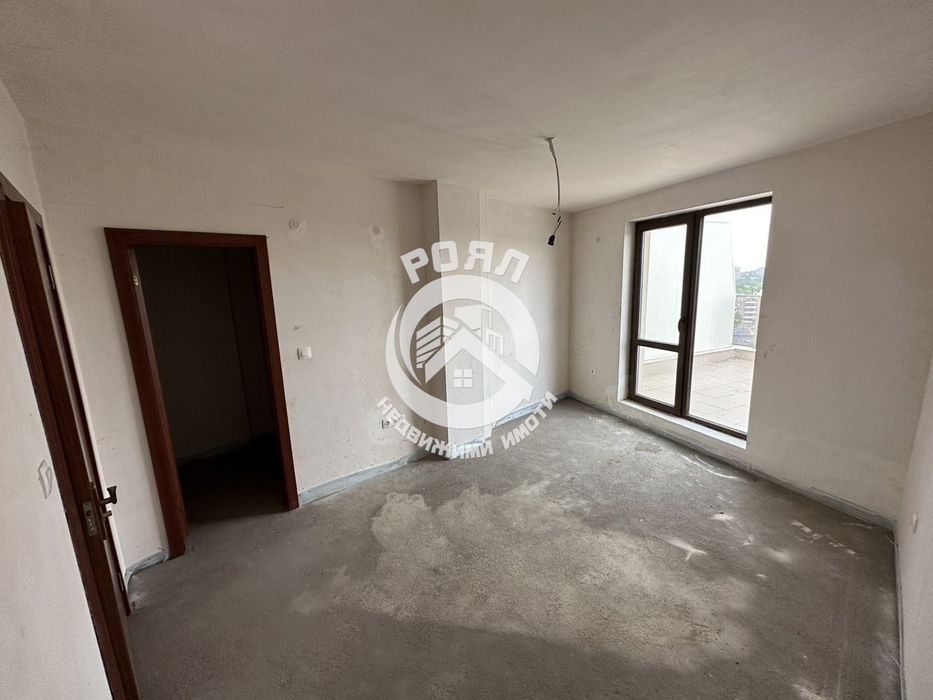 Продава се Многостаен апартамент в Пловдив, Христо Смирненски - 330 кв.м за 758 €/кв.м - Снимка #2