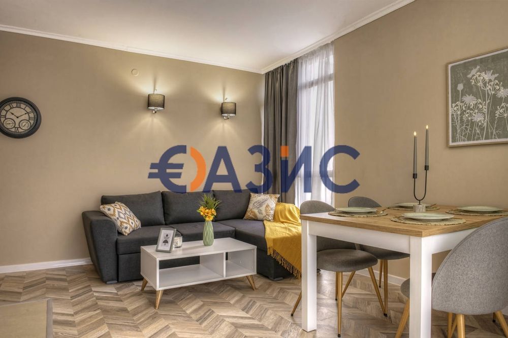 Продава се Двустаен апартамент в к.к. Слънчев бряг - 65 кв.м за 1193 €/кв.м - Снимка #7