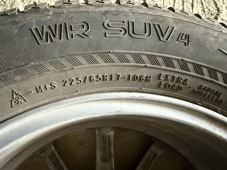 Set roti anvelope iarna Nokian 225/65/R17 Ford Kuga senzori presiune