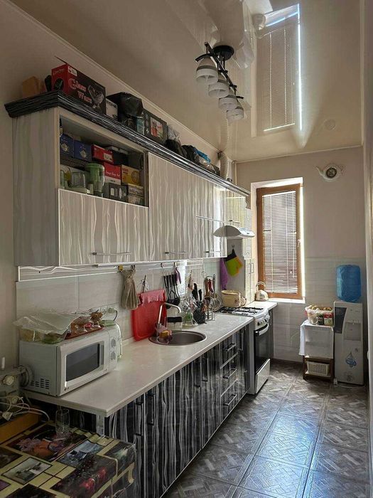 Янги домдан 2 хонали 2 каватдан квартира сотилади ЧИНОР ресторан