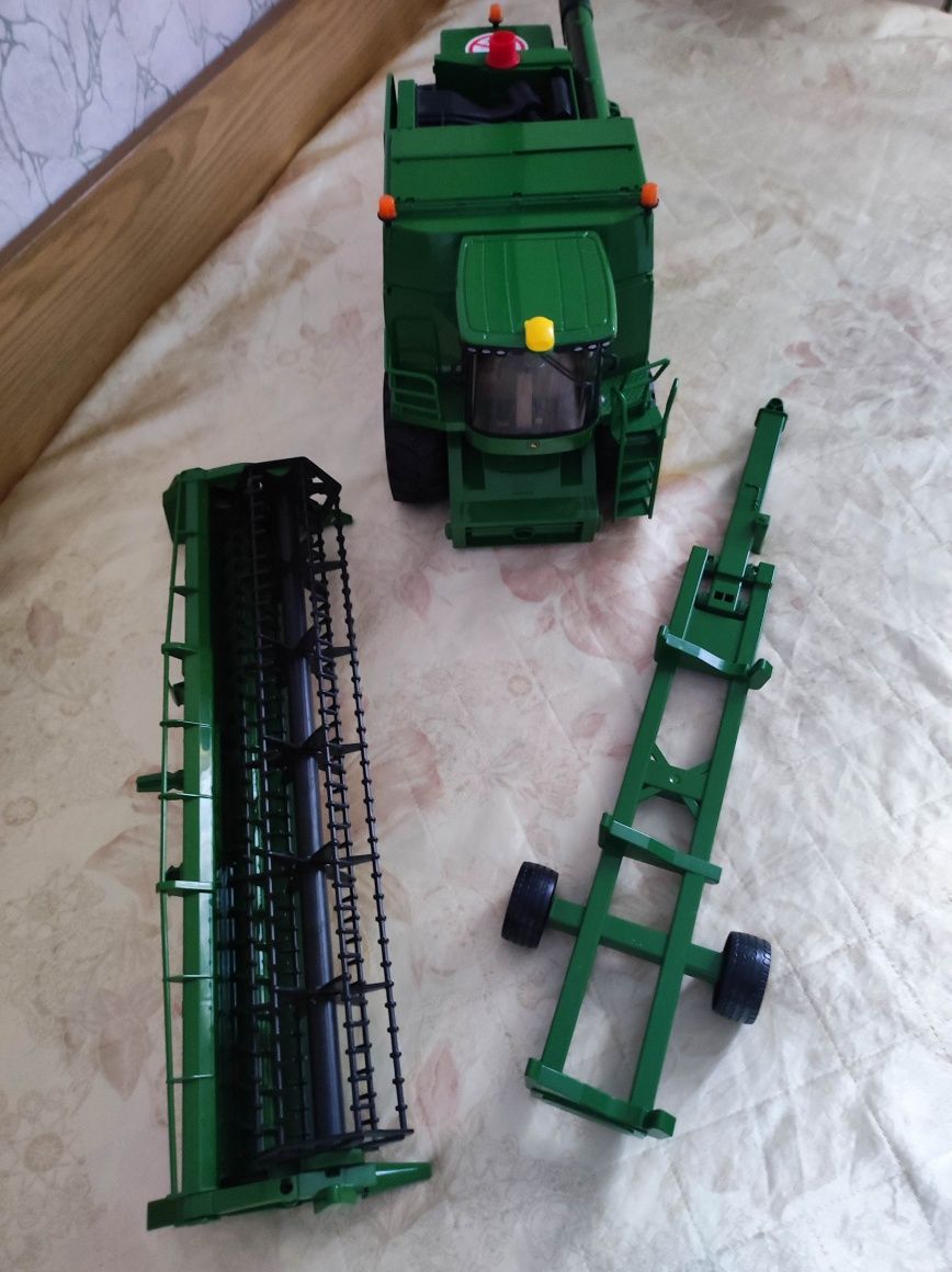 Детска играчка комбайн John Deere