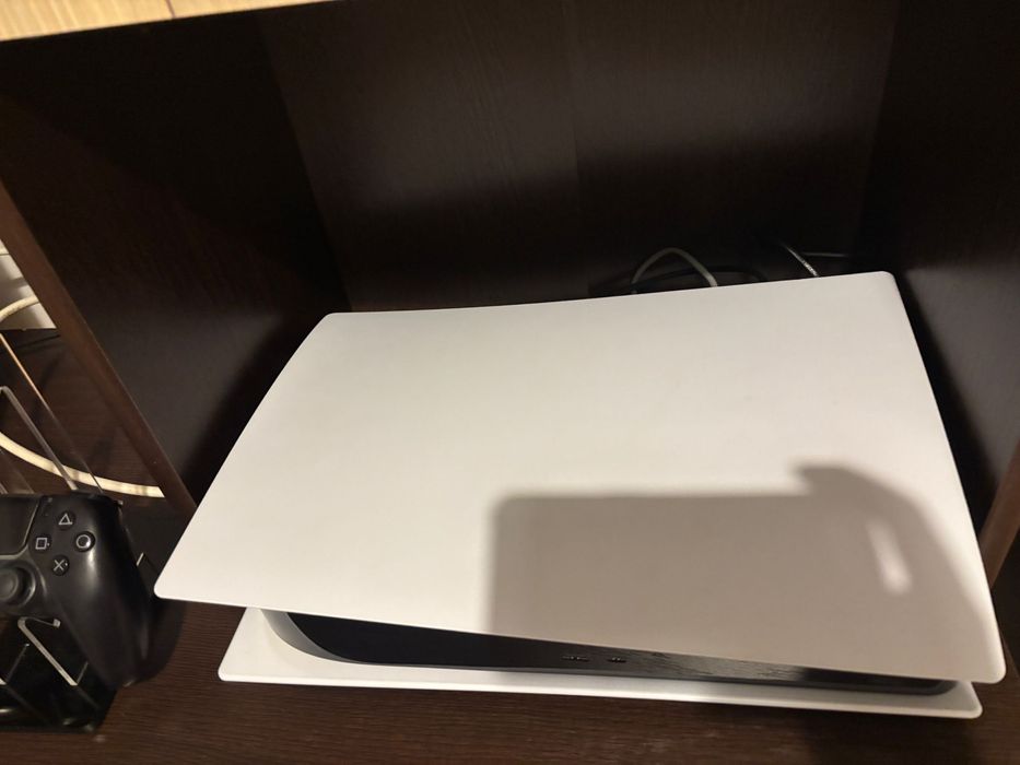 Ps5 digutal edition stare excelenta curatat la 2 luni