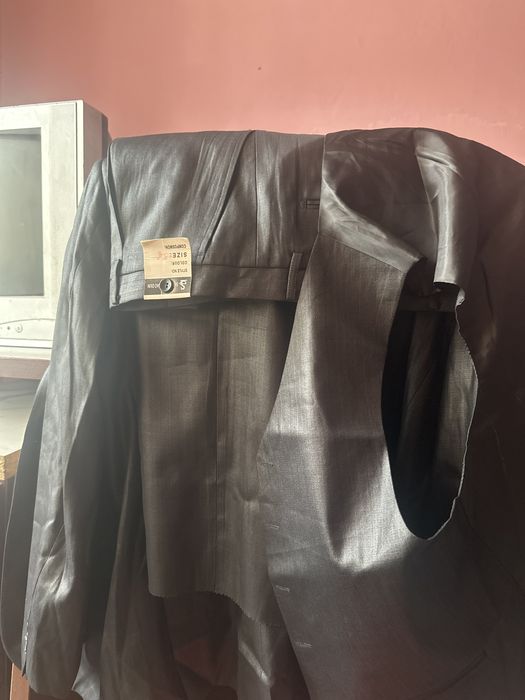 Продаю кастюм бруки 3ой ка