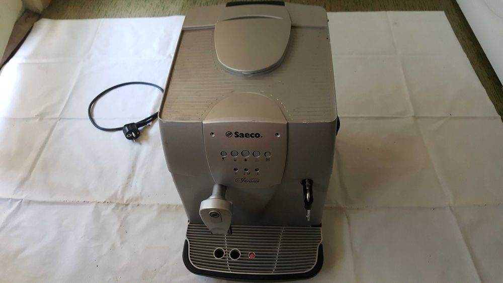 Продавам работещи кафе машини марка Саеко на  ЧАСТИ