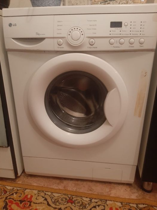 Продам стиральную машинку
