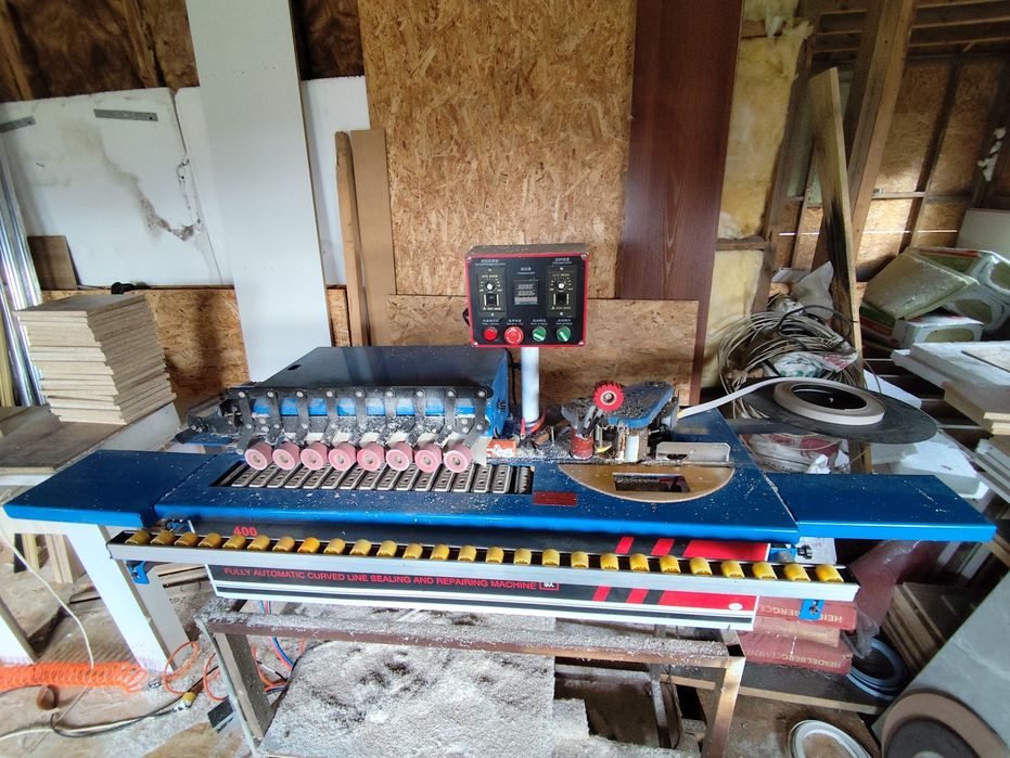 Кромкооблицовочный станок