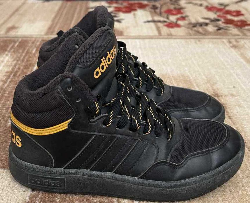 Adidas sportswear  -  Спортни обувки от еко кожа с лого