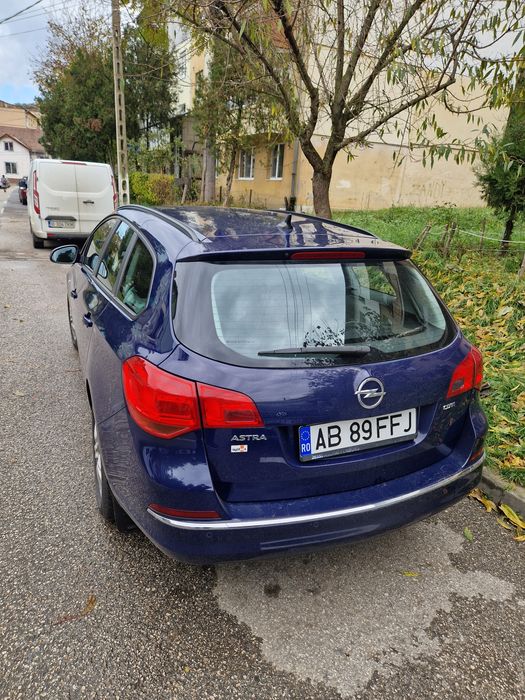 Opel Astra J 1.7 cdti