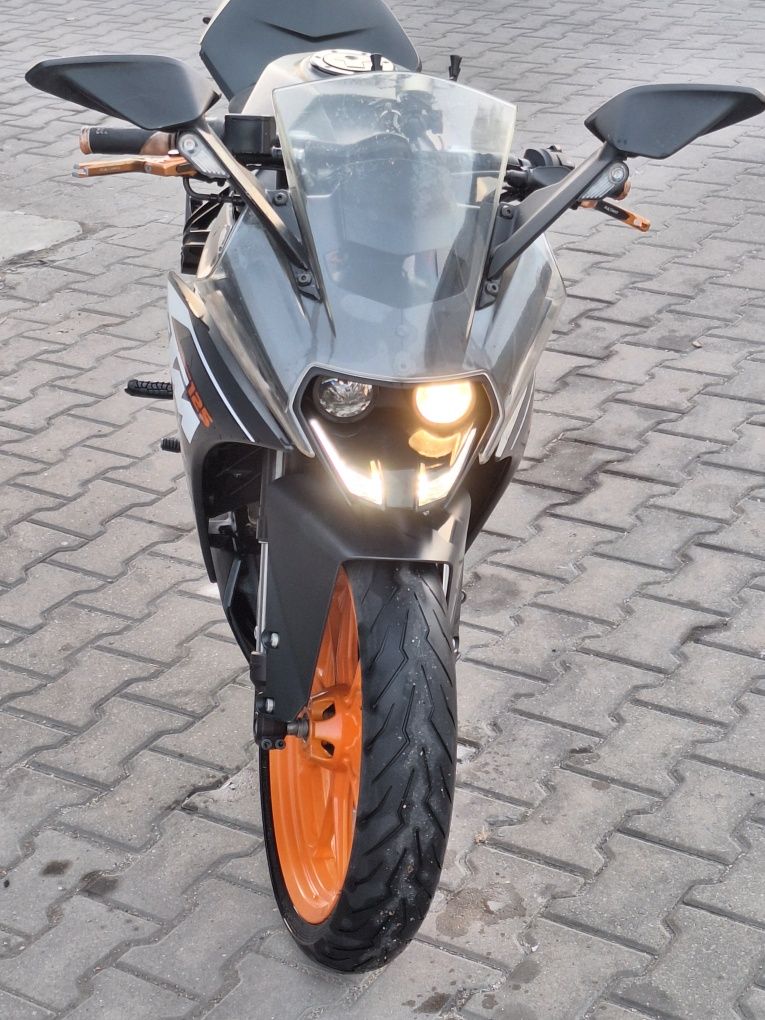 KTM RC 125 2015 A1