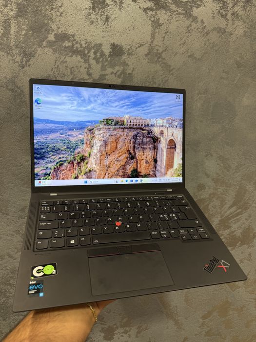 Lenovo Thinkpad X1 Carbon Gen9 Amanet SZ Non Stop