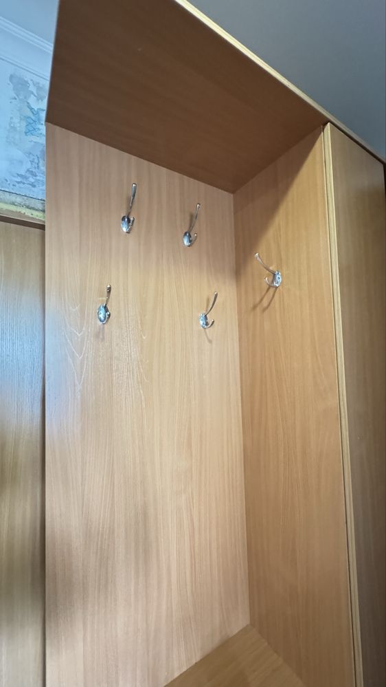Шкаф в прихожую