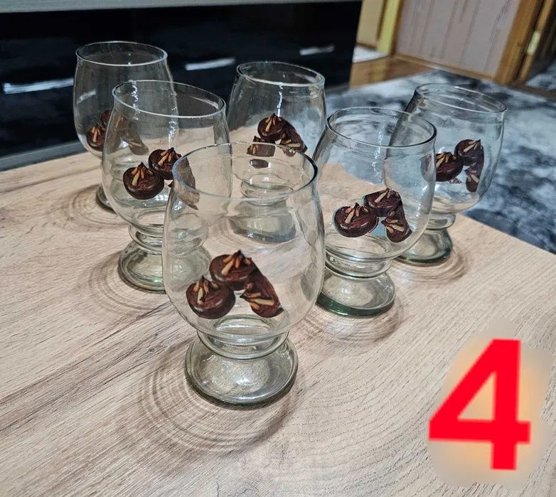 Стаканы разные, 4 разных комплекта.
