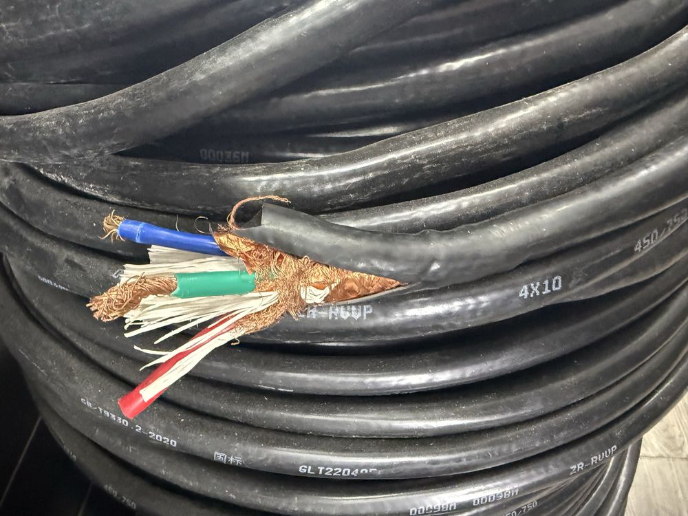 Pvs 4*10 kabel медний