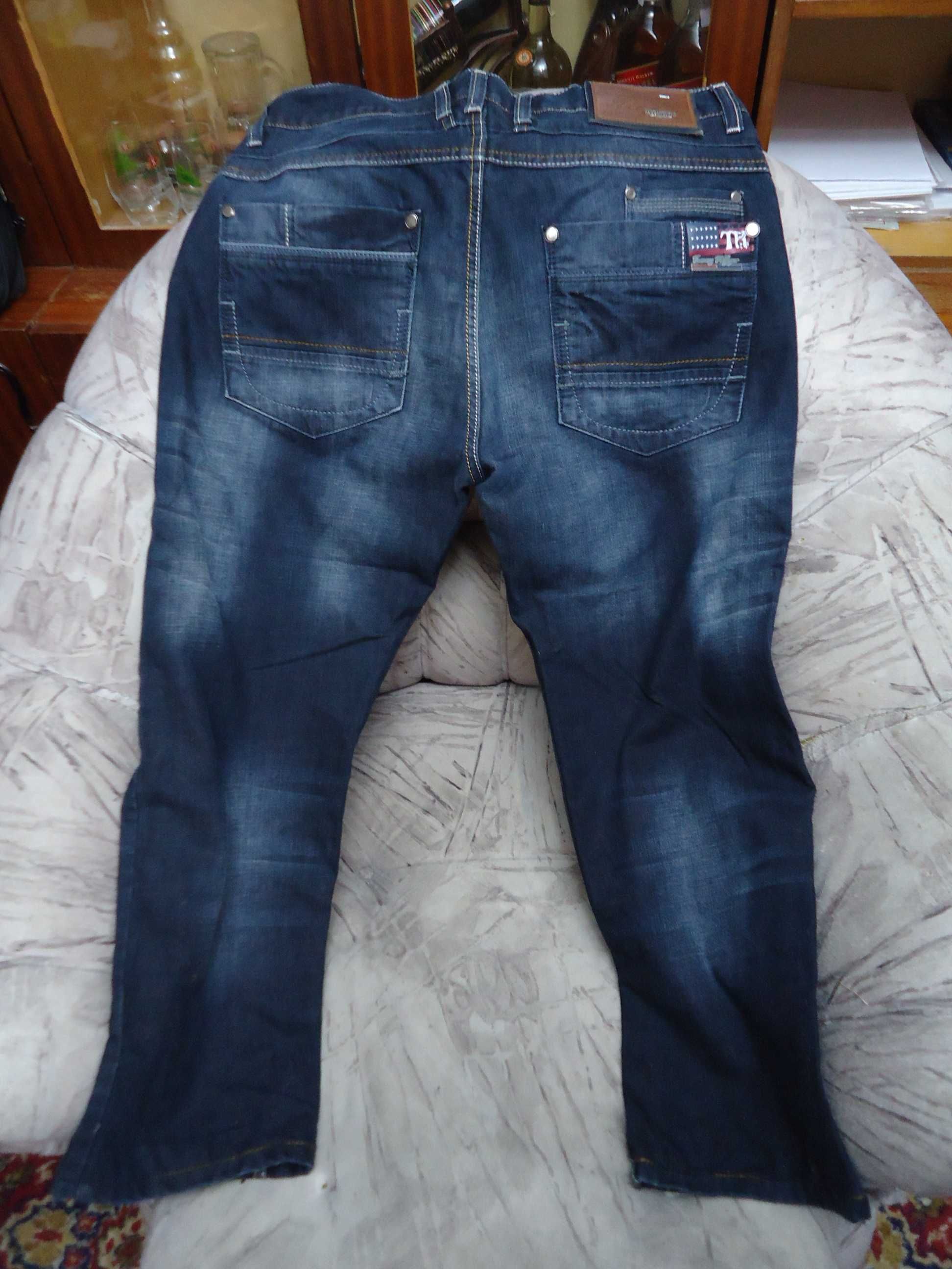 Мъжки дънки / Tommy Hilfiger
