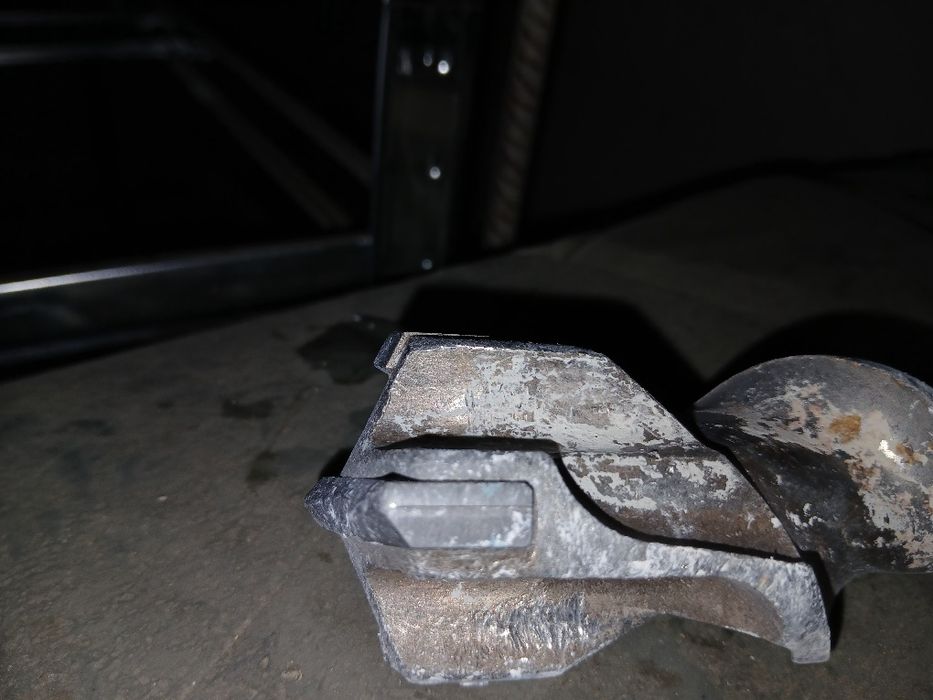 Свредо за бетон ф45 450/570 мм. Работи супер