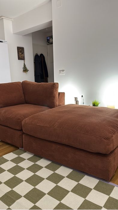 canapea coltar maro cinnamon