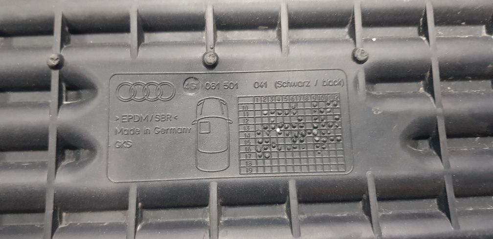 оригинална гумена стелка за Ауди А6, Audi A6