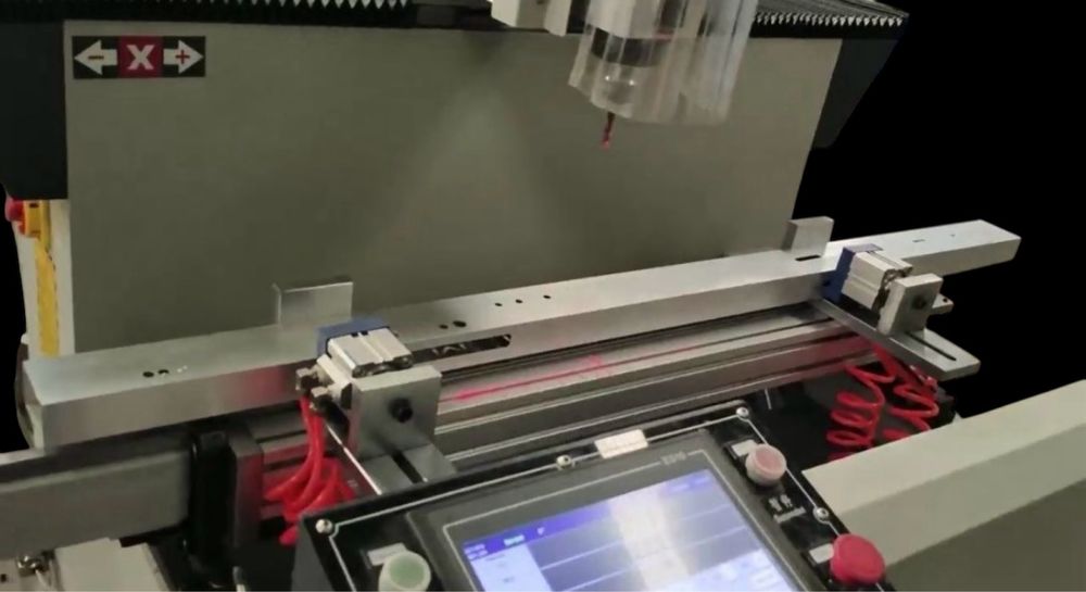 CNC фреза за всички видове цветни метали-алуминий,PVC,дърво,дограма