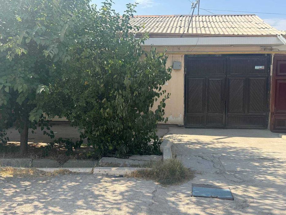 Коттедж участок в навои 3 сотки от владельца