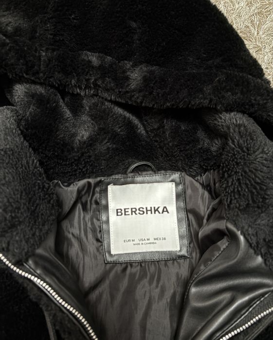 Geacă Bershka de iarnă