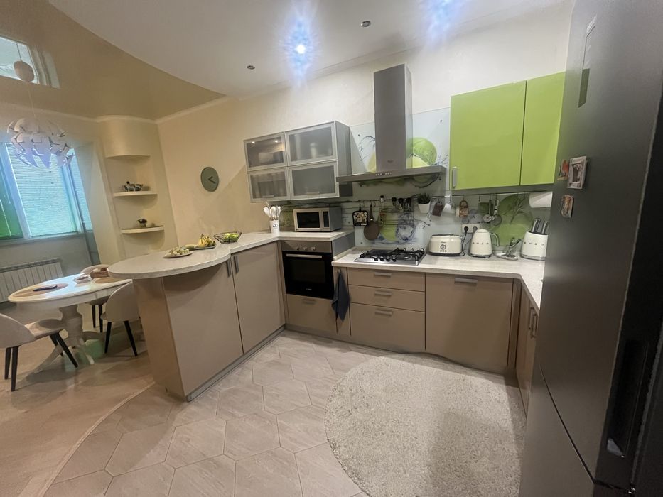 Продается кухня