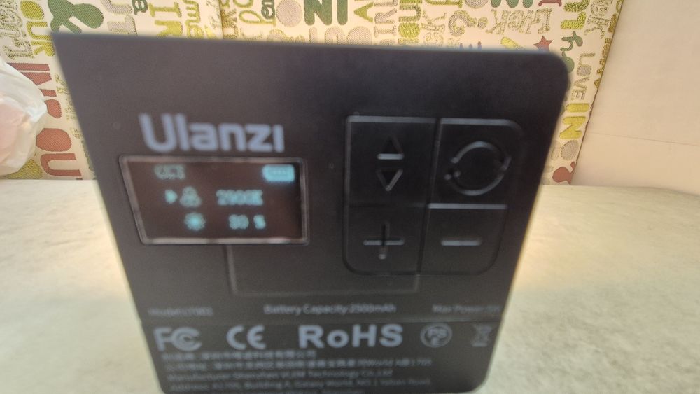 Ulanzi VL49 RGB PRO LED лампа 2500mAh
