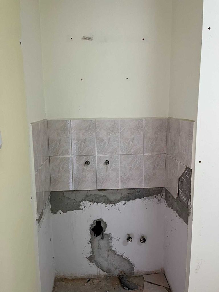 Дава се под наем Офис в Бургас, Братя Миладинови - 50 кв.м за 102 € - Снимка #9