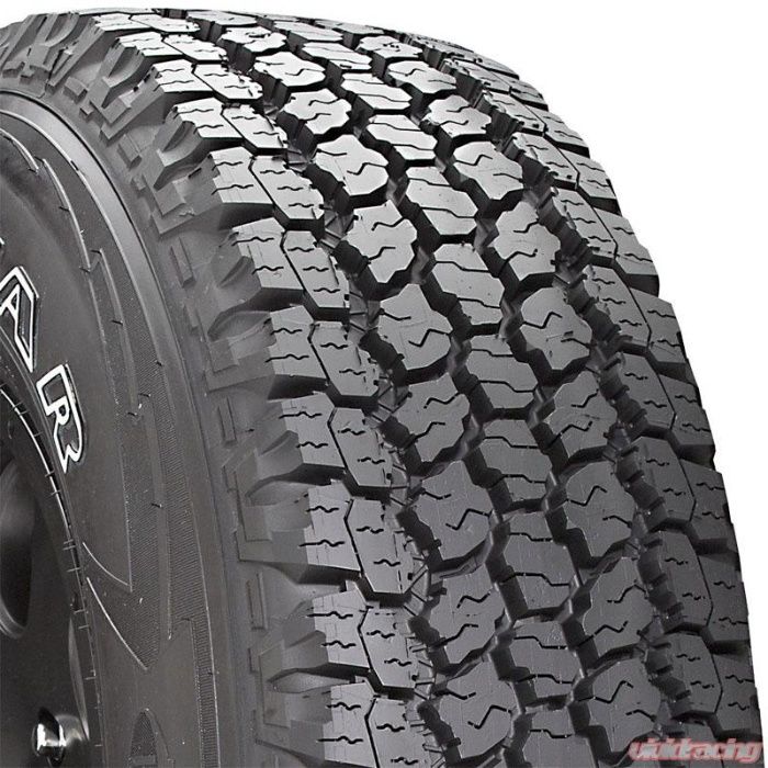 Vand anvelope noi all season , all terrain 255/65 R17 Goodyear M+S