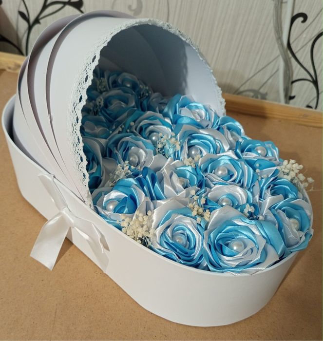 Подарък за всеки повод от сатенени рози