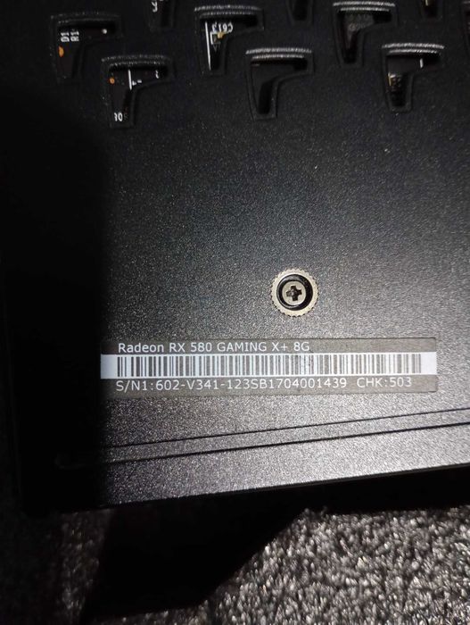 Vand Placa video MSI NOU NOUTA pret 850 lei