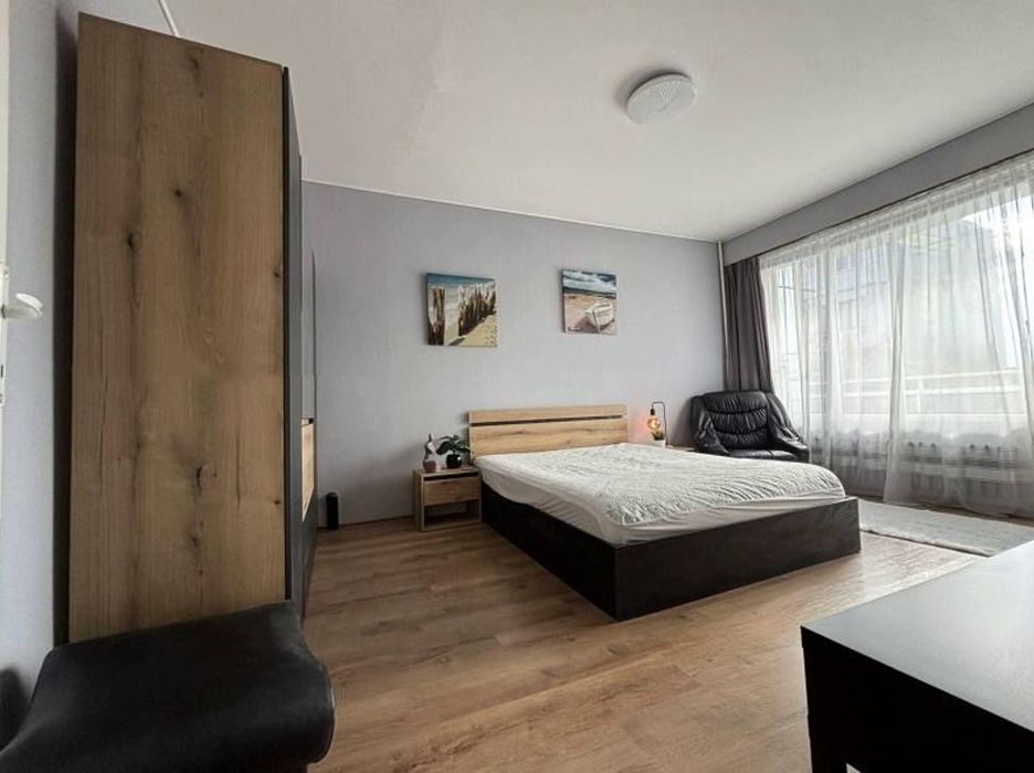 Дава се под наем Тристаен апартамент в София, Гоце Делчев - 100 кв.м за 880 € - Снимка #5