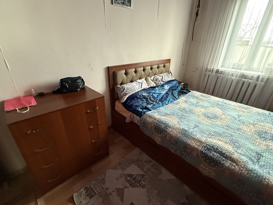 Кровать 160*200 ,комод и тумба
