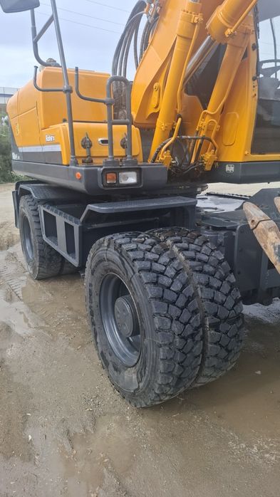 HYUNDAI 140 sotiladi