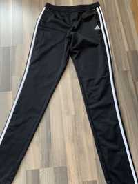 Pantaloni adidas barbati