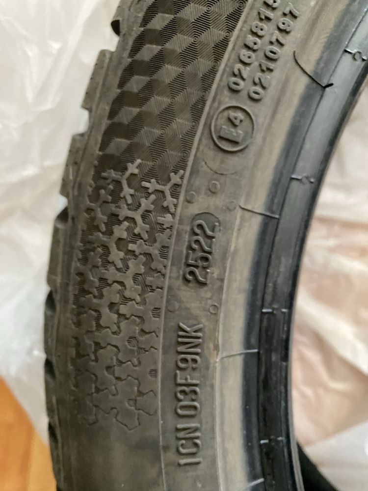 Continental Winter Contact TS870