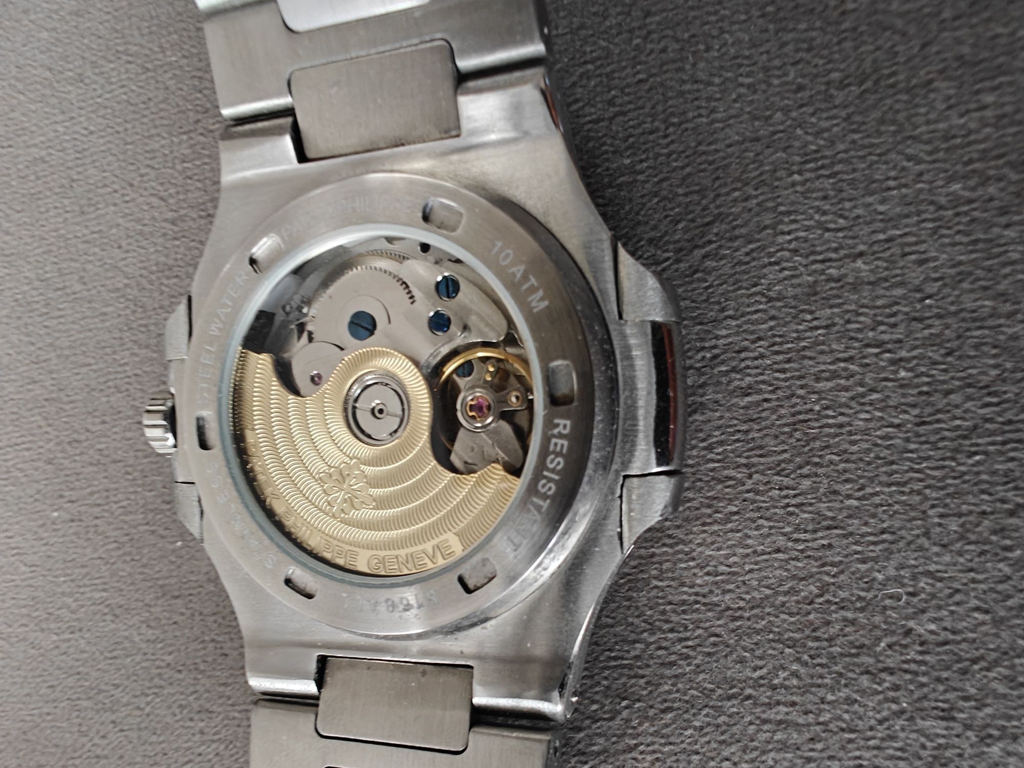 Patek Philippe Nautilus в перфектно състояние
