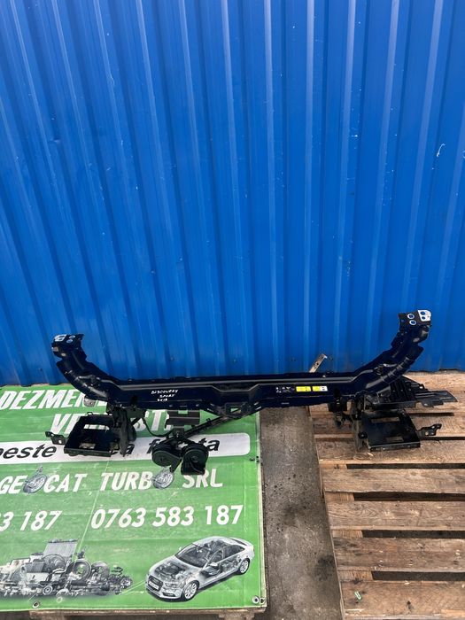 Trager Range Rover Dicovery Sport 2017