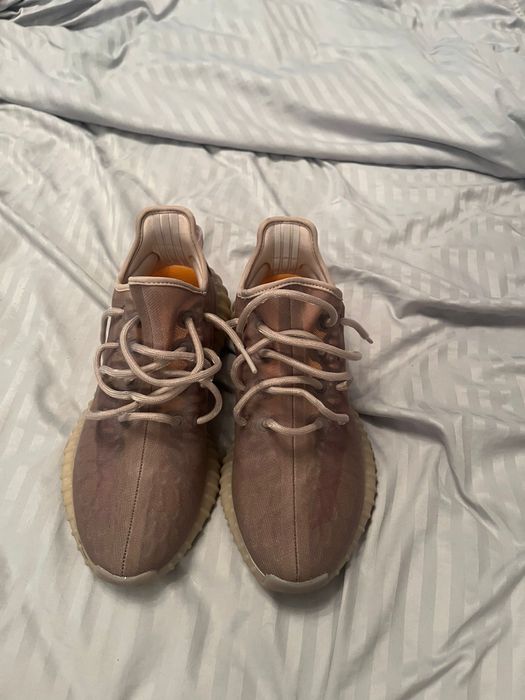 YEEZY Boost V2 Mono Mist