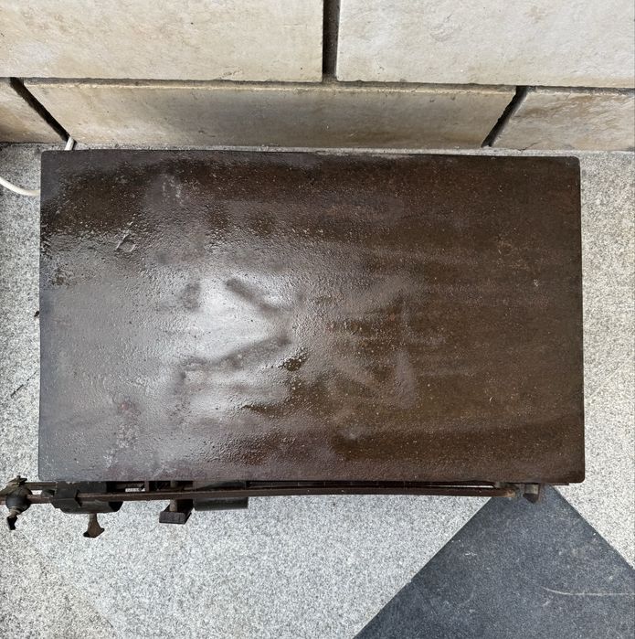 Стар платформен кантар 100кг.