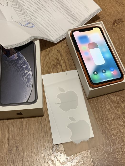 iPhone XR 64 срочно