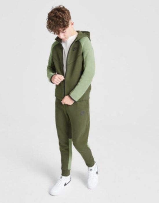 Nike Tech fleece детски комплект