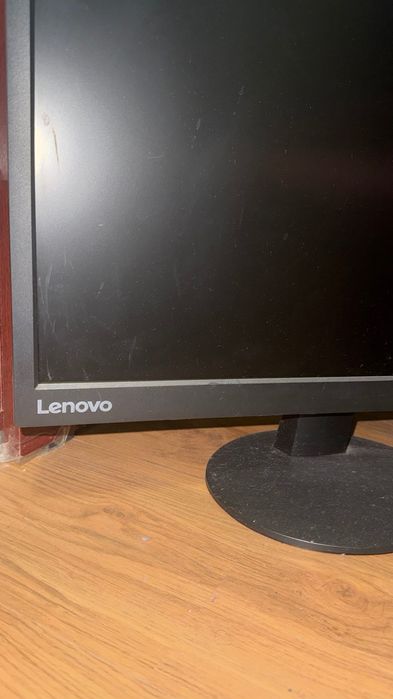 Monitor Lenovo…..