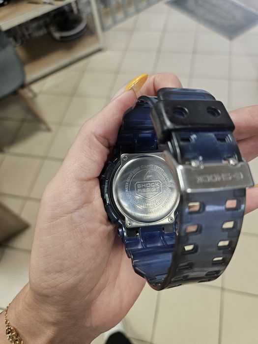 Часовник G-shok оригинален