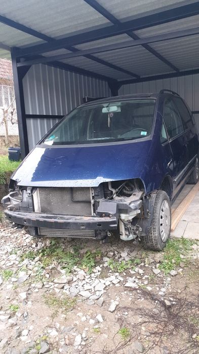 Dezmembrez SHARAN 2004 cutie automata