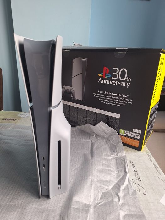 UPDATE! Sony PlayStation 5 Slim 30th Anniversary limited disk edition