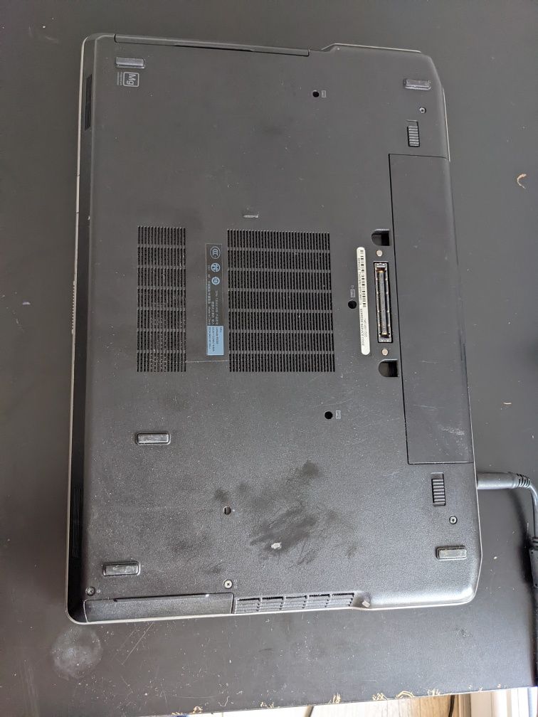 Лаптоп Dell dell latitude e6530