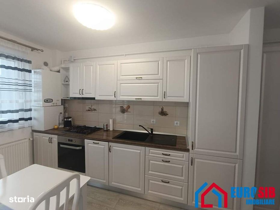 Apartament cu 3 camere de inchiriat in Sibiu zona Turnisor