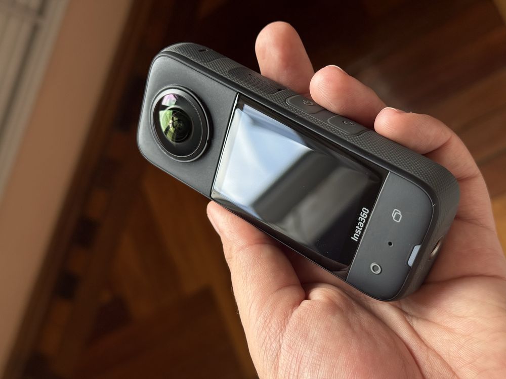 Insta360 X3 — идеальное состояние + комплект